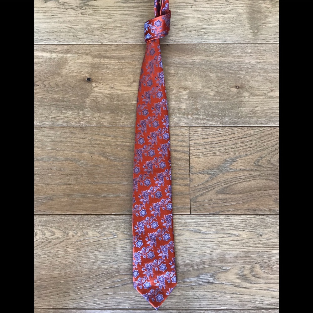 Thomas Pink tie